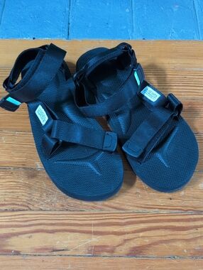 Brand new Suicoke Black Sandals